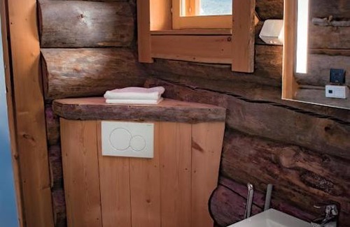 Utsjoki Apartment | Hotel Utsjoki Alissande log igloo