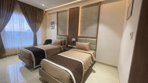 Sankagiri Hotel | HOTEL VAHINI GRAND