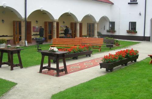 Bouzov Hotel | Hotel Valaskuv Grunt
