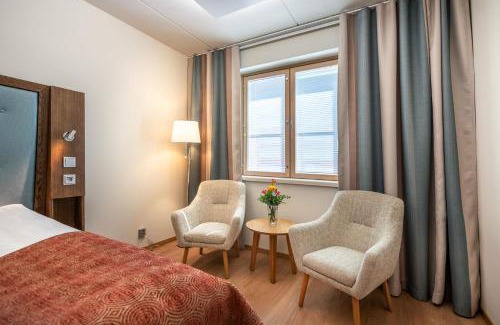 Kvevlax Hotel | Hotel Vallonia