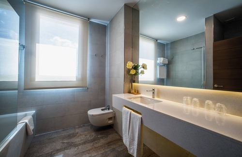 Canada Hermosa Hotel | Hotel Venta Baños