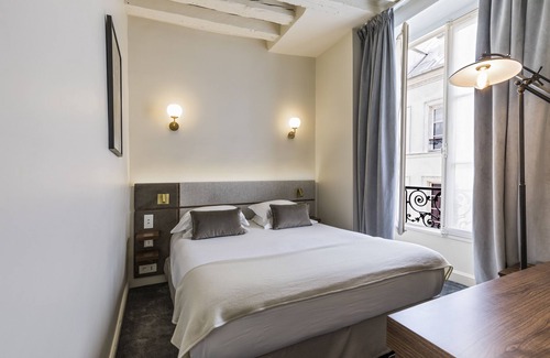 Saint-Thomas-d'Aquin Hotel | Hotel Verneuil