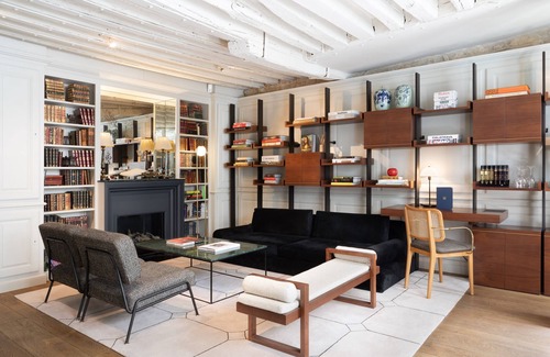 Saint-Thomas-d'Aquin Hotel | Hotel Verneuil