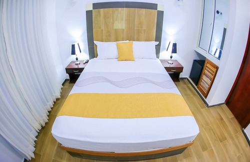 Caribbean Islands Hotel | Hotel Vicentina located in the beautiful beach of Boca Chica.
