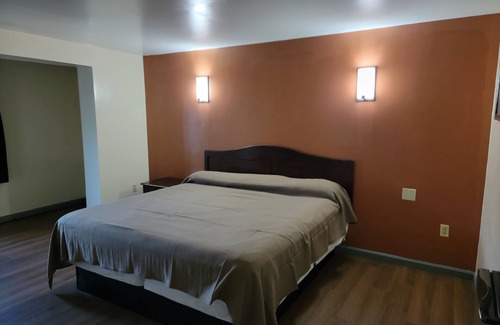 Monmouth Junction Hotel | Hotel Vicenza