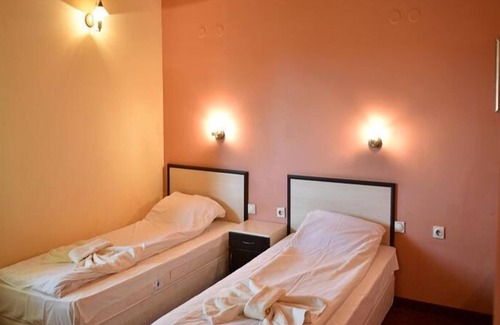 Dobrinishte Hotel | Hotel Victoria
