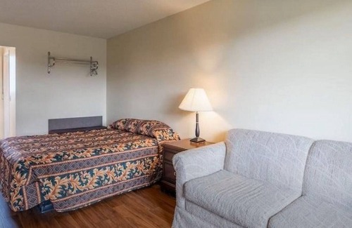 Logan Lake Hotel | Hotel Viewmont Residency Ltd.