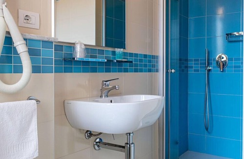 San Bartolomeo al Mare Hotel | Hotel Villa San Giuseppe