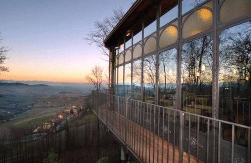 Monforte d'Alba Hotel | Hotel Villa Beccaris