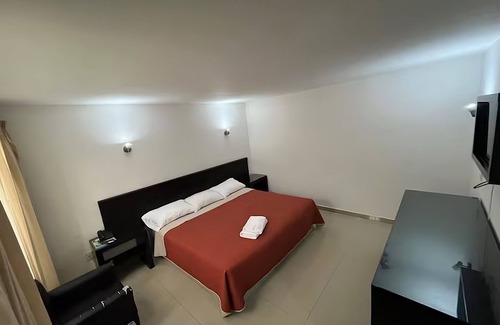Morelia Hotel | Hotel Villa Capri, 1 cama triple 4 Huéspedes