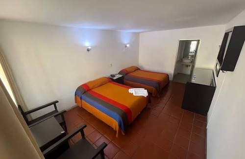 Morelia Hotel | Hotel Villa Capri, 2 camas dobles 4 Huéspedes