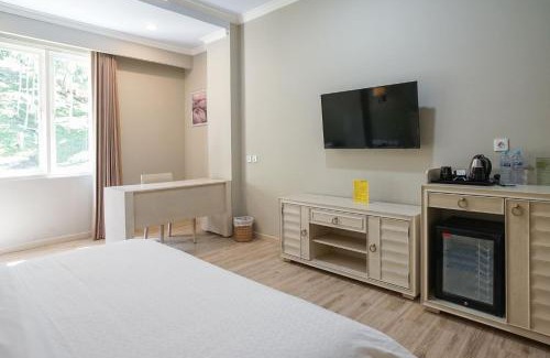 Tomohon Hotel | Hotel Villa Emitta