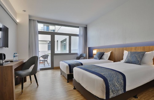 Villaviciosa de Odon Hotel | Hotel Villa Odón
