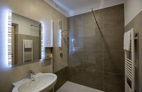 Vizzola Ticino Hotel | Hotel Villa Malpensa