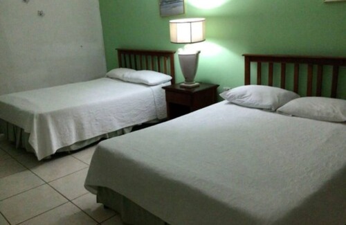 Pochomil Hotel | Hotel Villa Ordonez