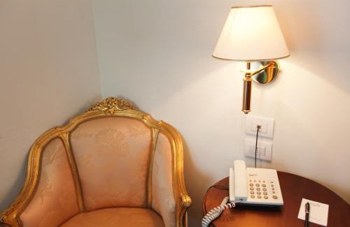 Folignano Hotel | Hotel Villa Pigna
