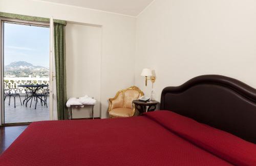 Folignano Hotel | Hotel Villa Pigna