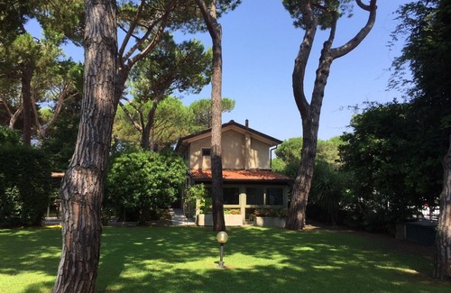 Cinquale House | Hotel Villa Undulna - Terme della Versilia