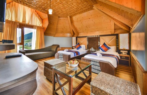 Sonamarg Hotel | Hotel Village Walk