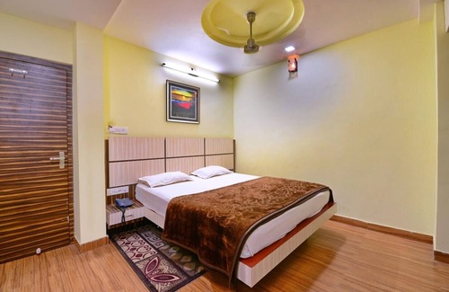 Bargarh Hotel | Hotel Vinayak