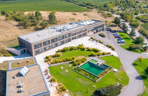Hnanice Hotel | Hotel Vinice Hnanice