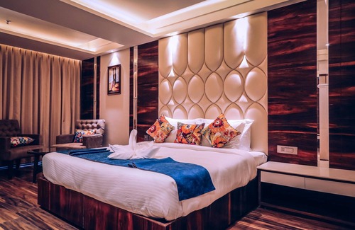 Zirakpur Hotel | Hotel Vintage