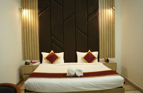 Chittur Hotel | Hotel Vintage Palace
