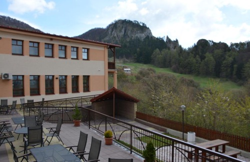 Vrsatske Podhradie Hotel | Hotel Vrsatec