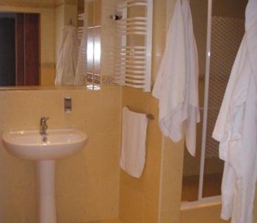 Strykow Hotel | Hotel w Dobieszkowie