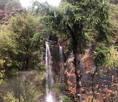 Namche Bazaar House | Hotel waterfall