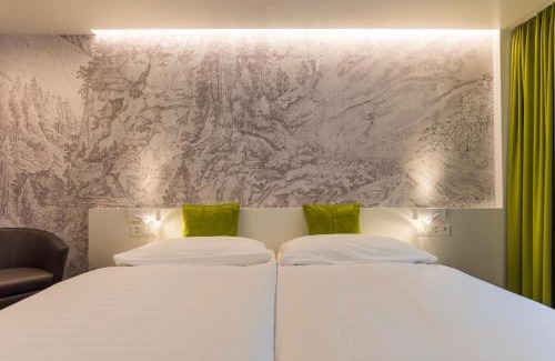 Thusis Hotel | Hotel Weiss Kreuz