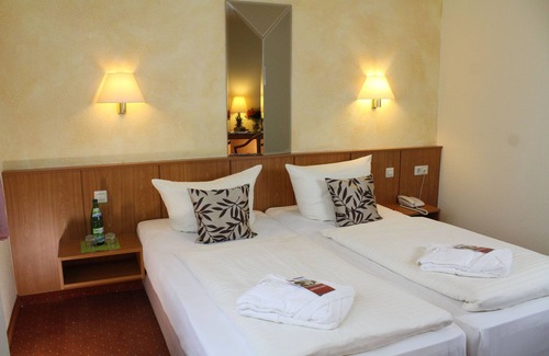 Kerspleben Hotel | Hotel Weisser Schwan