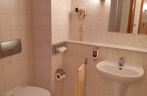 Kerspleben Hotel | Hotel Weisser Schwan