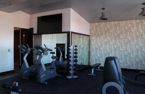 Avenida Revolucion Hotel | Hotel Wellintown
