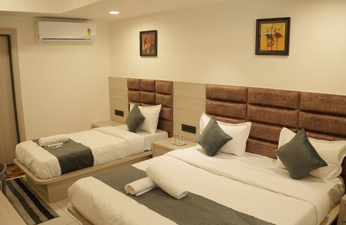 Palanpur Hotel | Hotel White Fortune