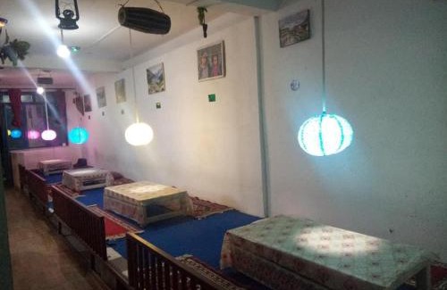 Gosainkund Hotel | Hotel white palace