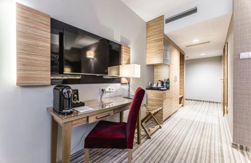Srodmiescie Hotel | Hotel Wieniawski