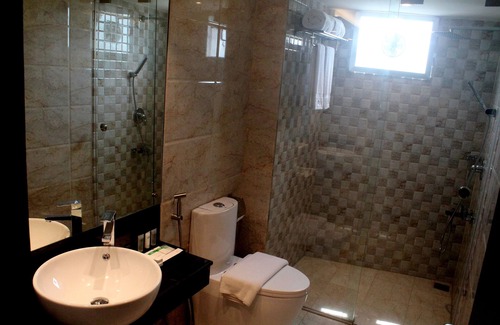 Pirozali Hotel | Hotel X