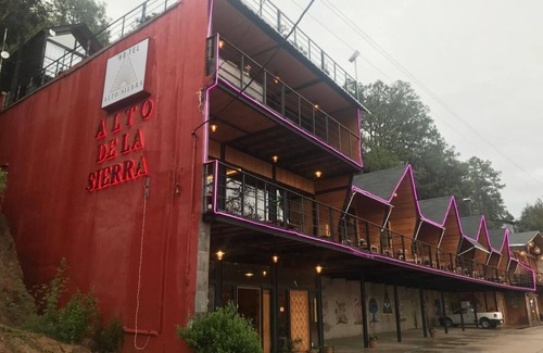 San Jose del Pacifico Hotel | Hotel y Cabañas Alto de la Sierra