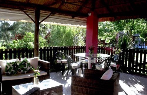 Guernica House | Hotel y Casa de Campo Oasis Campero - Ezeiza Aeropuerto -San Vicente