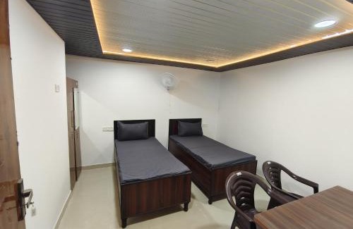 Noida Hotel | Hotel Yatra inn 51