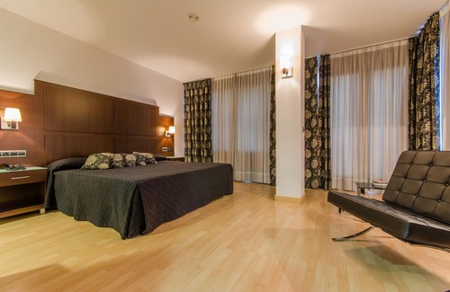 Peligros Hotel | Hotel YIT Conquista de Granada