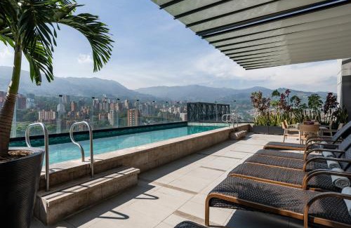 El Poblado Hotel | Hotel York Luxury Suites Medellin by Preferred