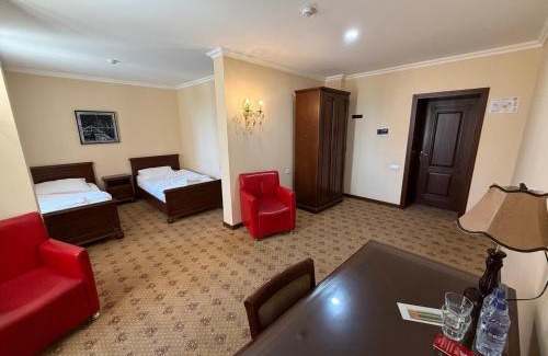 Navoiy Hotel | Hotel YOSHLIK