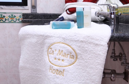 Canneto di Caronia Hotel | Hotel Za' Maria