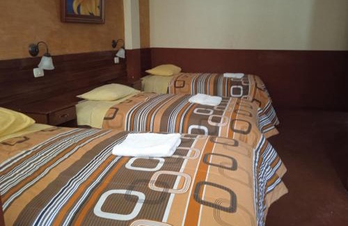 Chalhuanca Hotel | Hotel Zegsrra