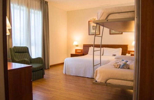 Gijon-Este Hotel | Hotel Zentral Gijón Rey Pelayo