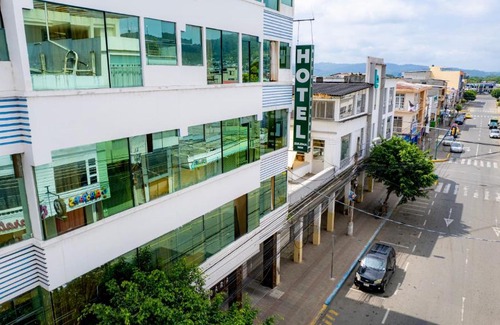 Esmeraldas Hotel | Hotel Zulema Inn