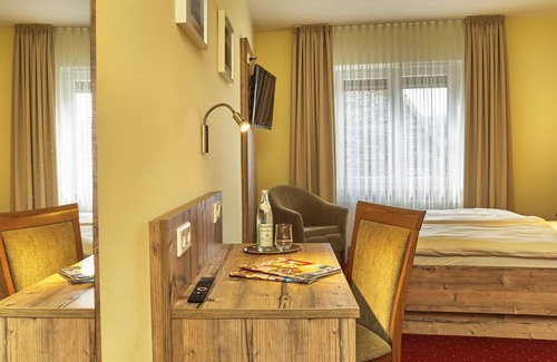 Kipfenberg Hotel | Hotel Zum Blauen Hecht