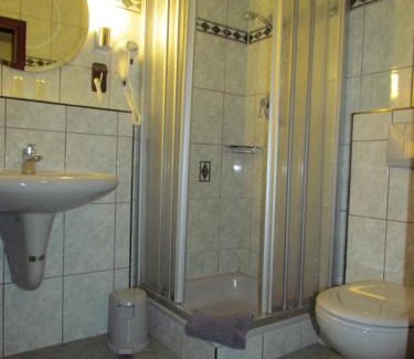 Trebur Hotel | Hotel Zum Erker